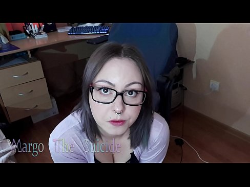 ❤️ Сэксуальная дзяўчына ў акулярах глыбока адсмоктвае фалаімітатар на камеру ❤❌ Сэкс-відэа на be.seecamsus.top ❌